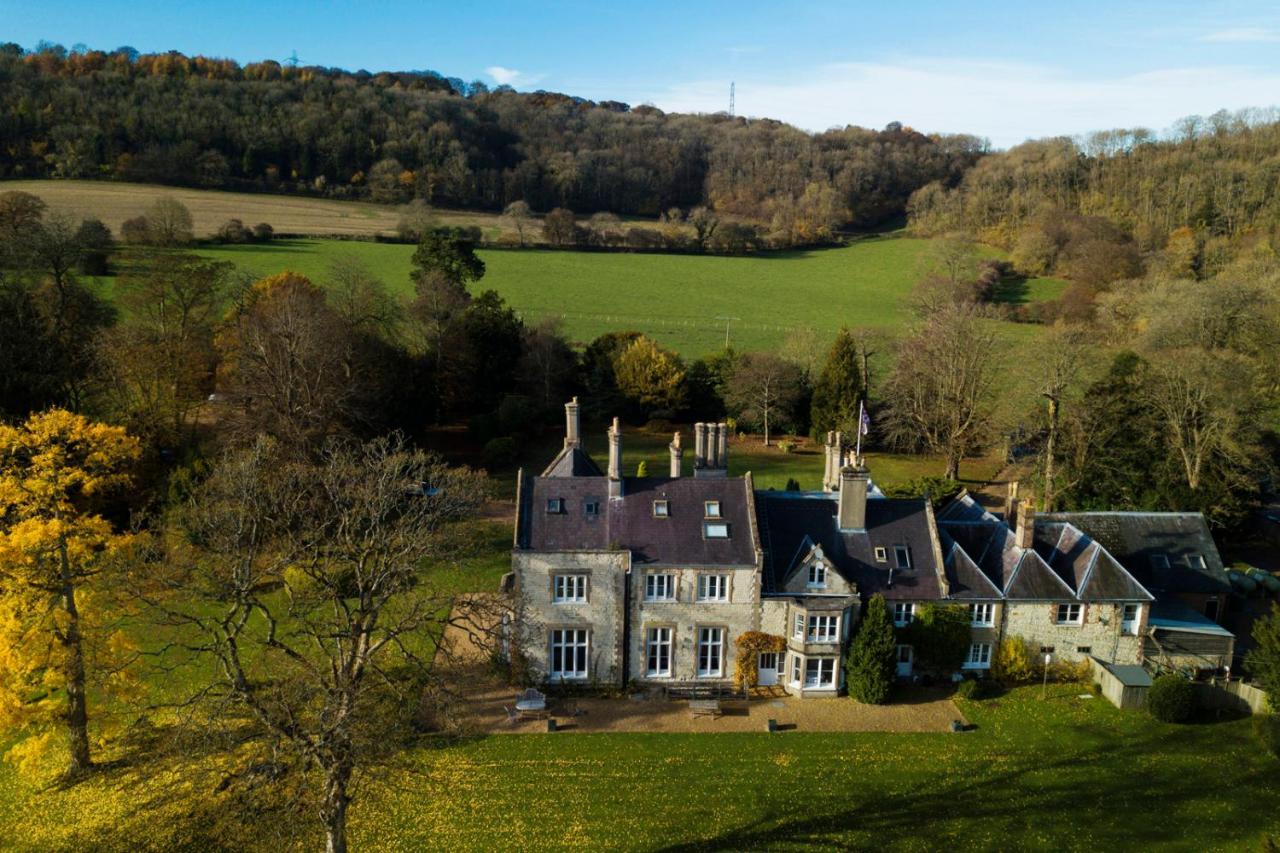 แลงริช เฮาส์ Bed & Breakfast ปีเตอร์สฟิลด์ ภายนอก รูปภาพ